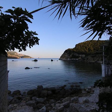 Sea Breeze Διαμέρισμα Παλαιοκαστρίτσα Εξωτερικό φωτογραφία