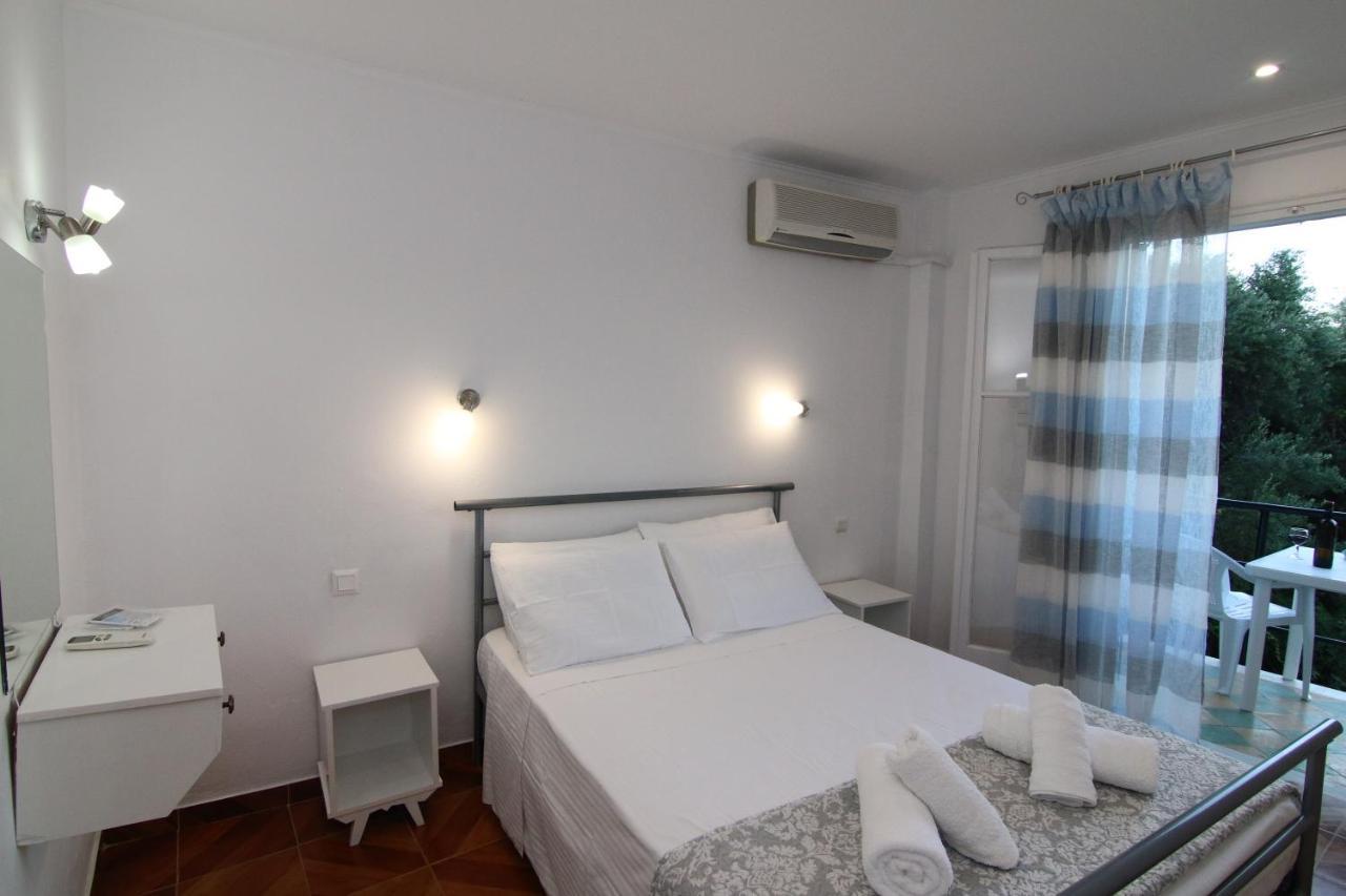 Sea Breeze Διαμέρισμα Παλαιοκαστρίτσα Εξωτερικό φωτογραφία